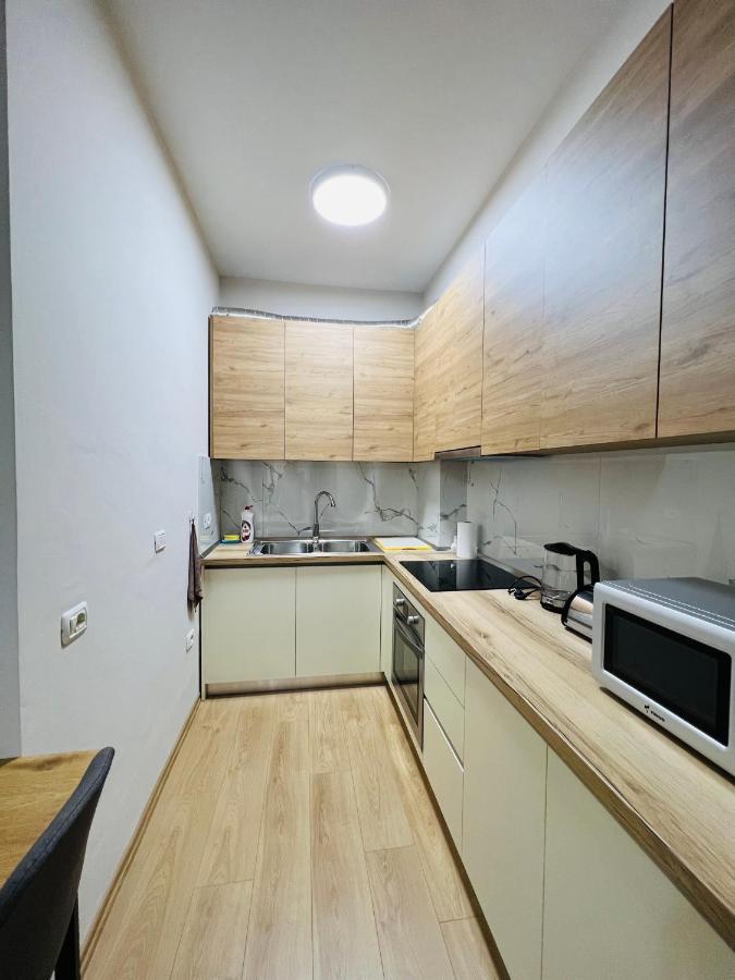 Lovely Apartment, Free Parking Tirana Exterior foto